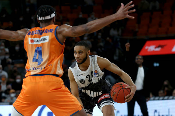 的团队配合 的团队配合