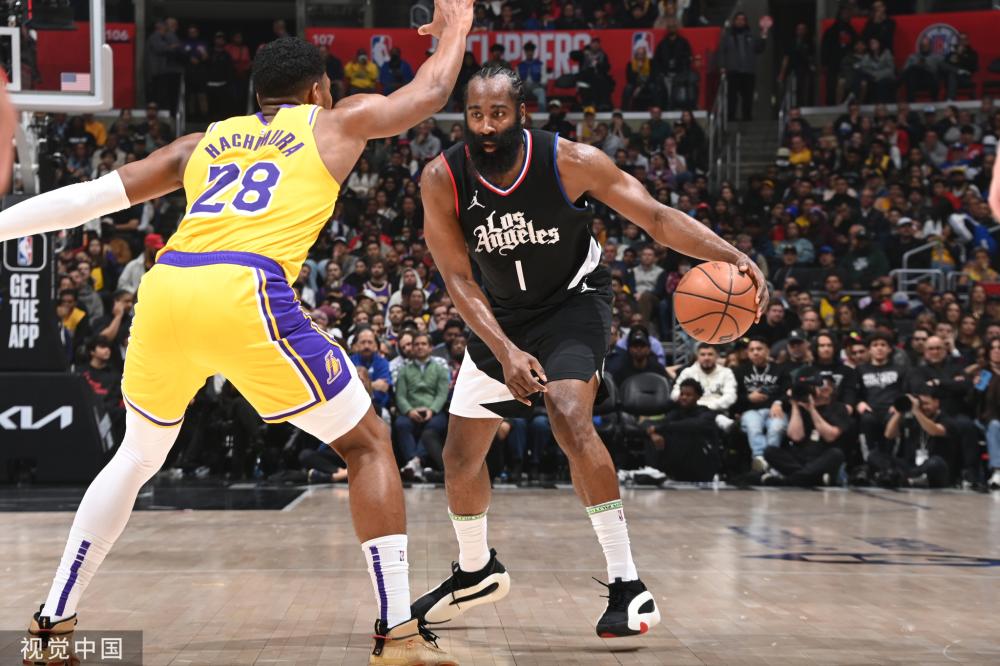 人中几乎没 人中几乎没