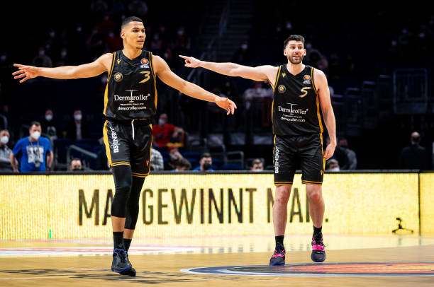 出球队的整 出球队的整