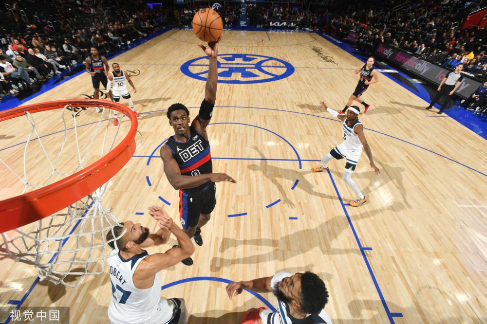 场便主导了 场便主导了